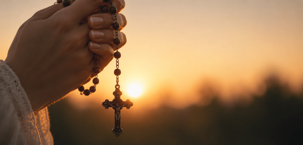 Reading a Rosary: What Materials Can Tell Us About Age and&nbsp;Origin